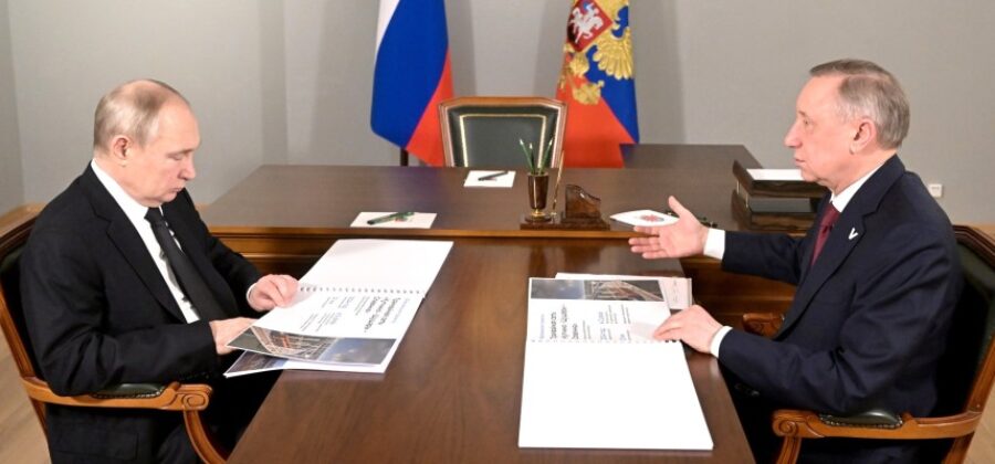 Путин потребовал от губернатора Беглова вернуться к вопросу о доступности детсадов в Петербурге